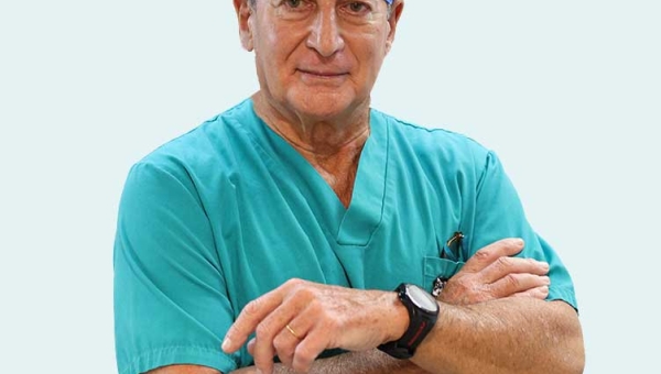 Angiologue phlébologue au Maroc : le parcours du Dr Gabriel Lasry, concepteur de la technique AVALL